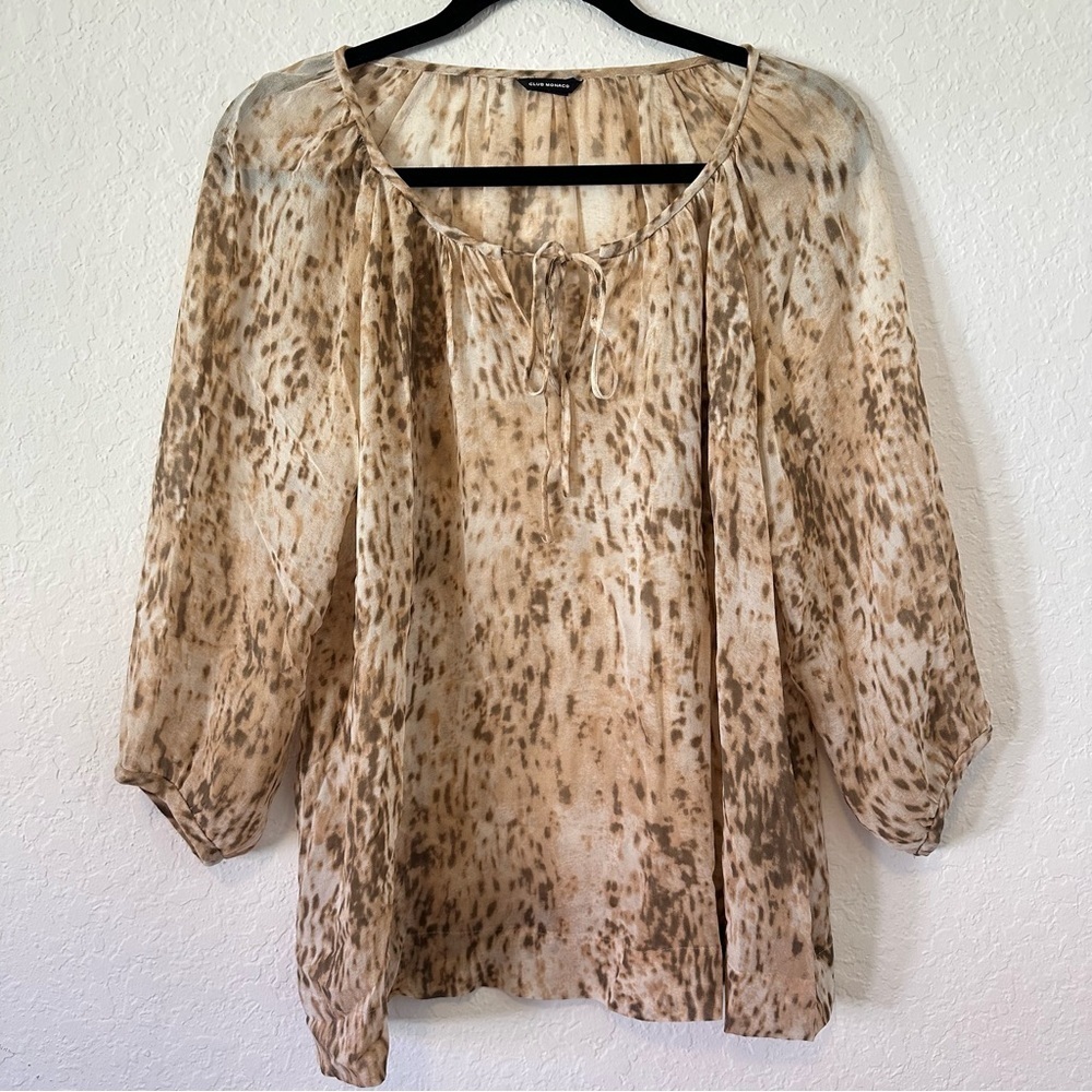 Club Monaco Silk Animal Print Blouse Size Medium